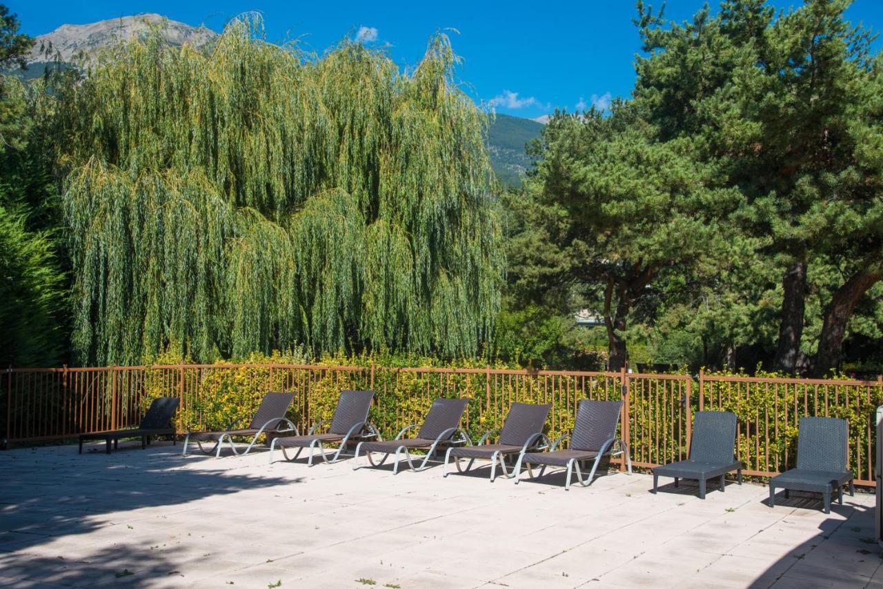 Logis Hotel Le Lac Embrun Zewnętrze zdjęcie