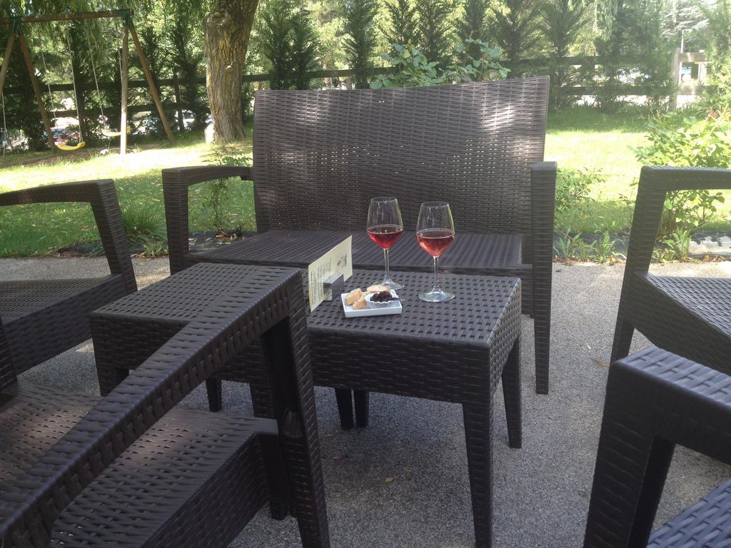 Logis Hotel Le Lac Embrun Zewnętrze zdjęcie